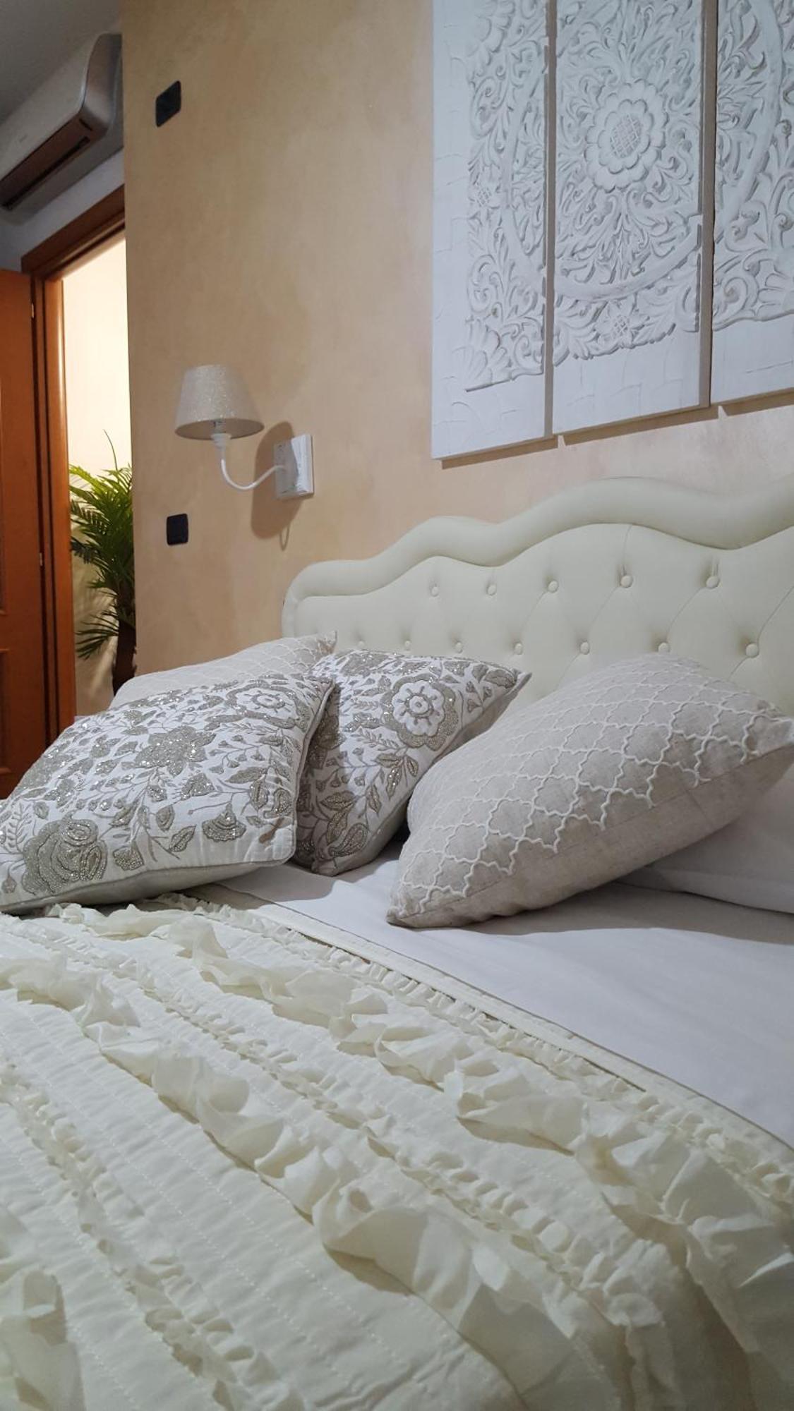 Giramondo Guest House Фьюмичино Экстерьер фото